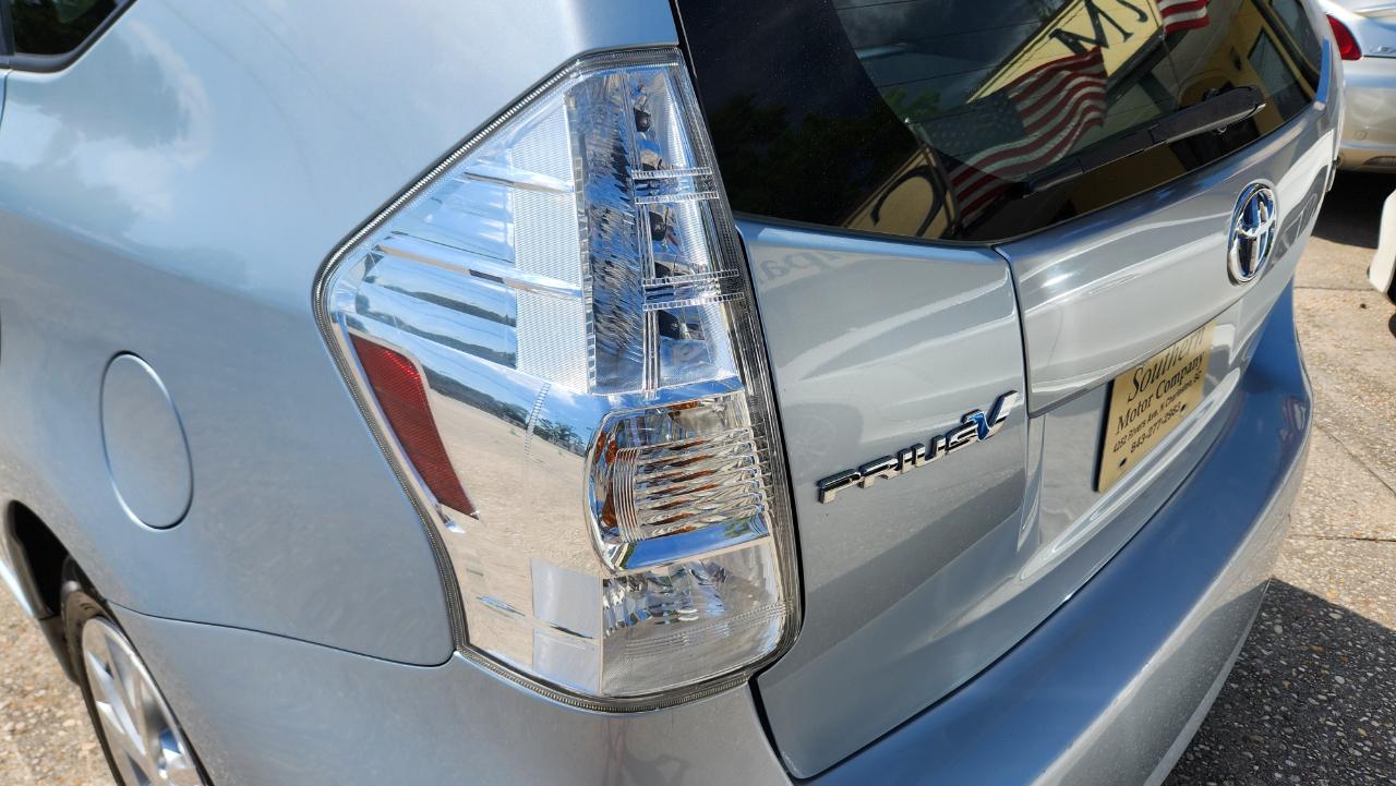 Toyota Prius V Three 2013