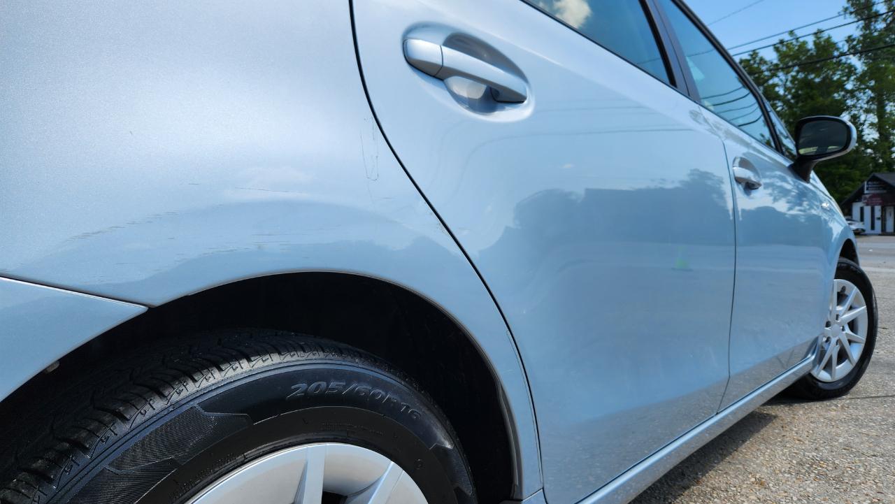 Toyota Prius V Three 2013