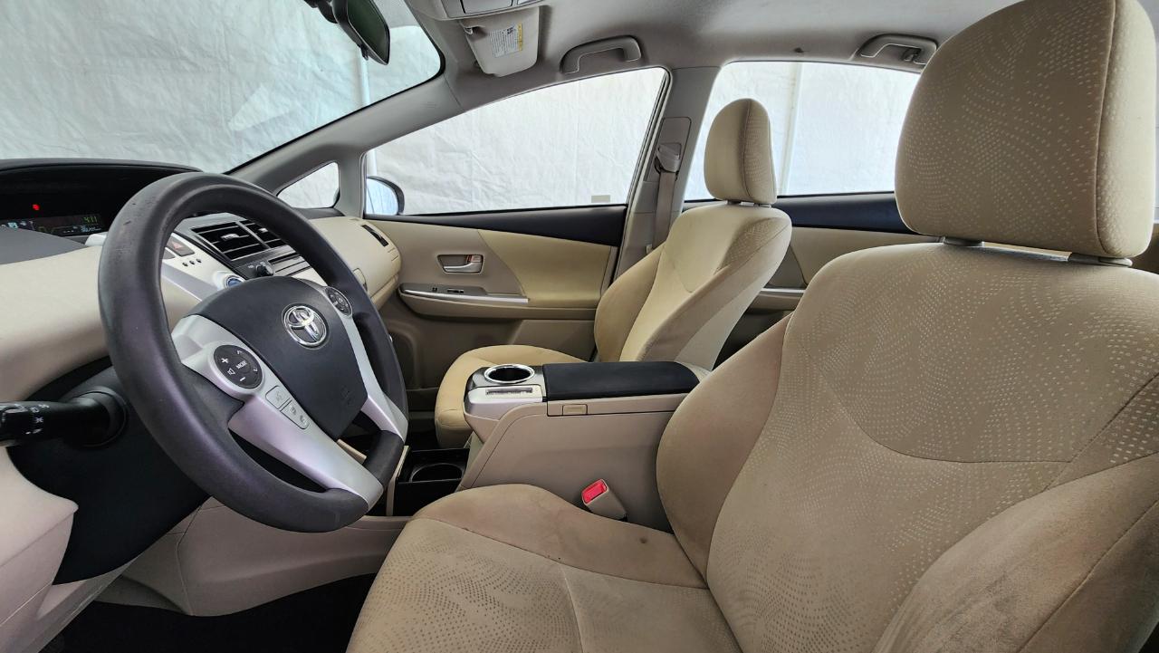 Toyota Prius V Three 2013