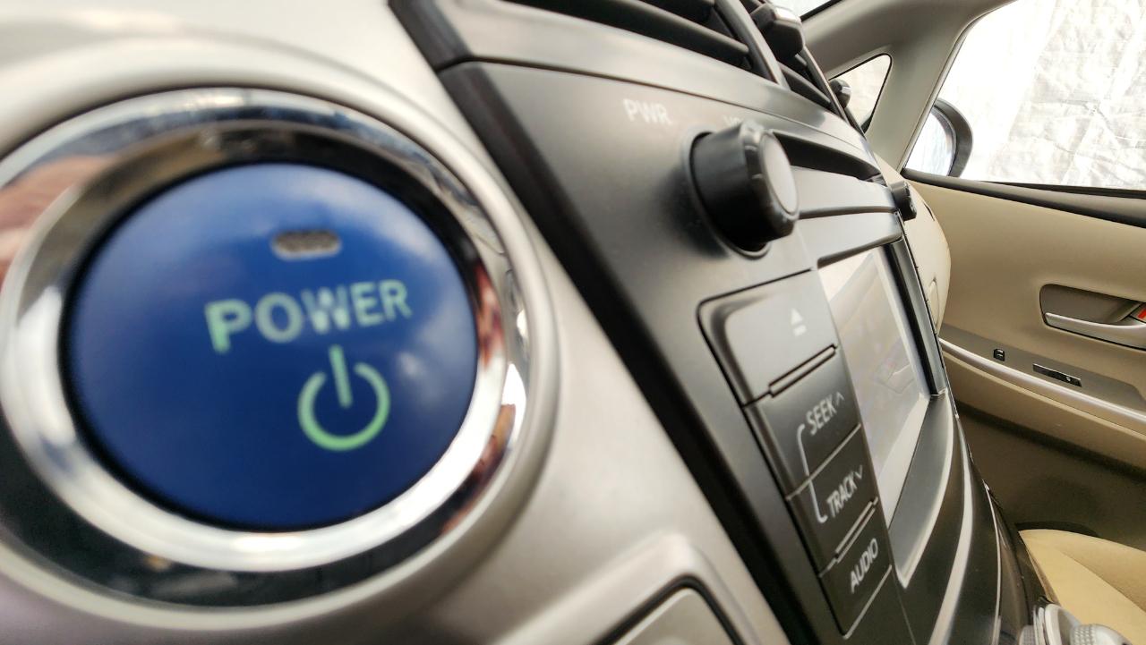 Toyota Prius V Three 2013