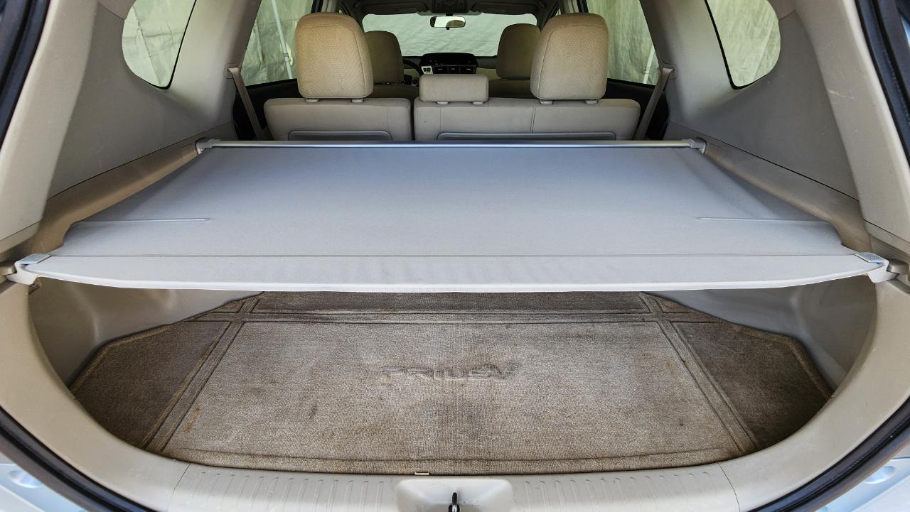 Toyota Prius V Three 2013