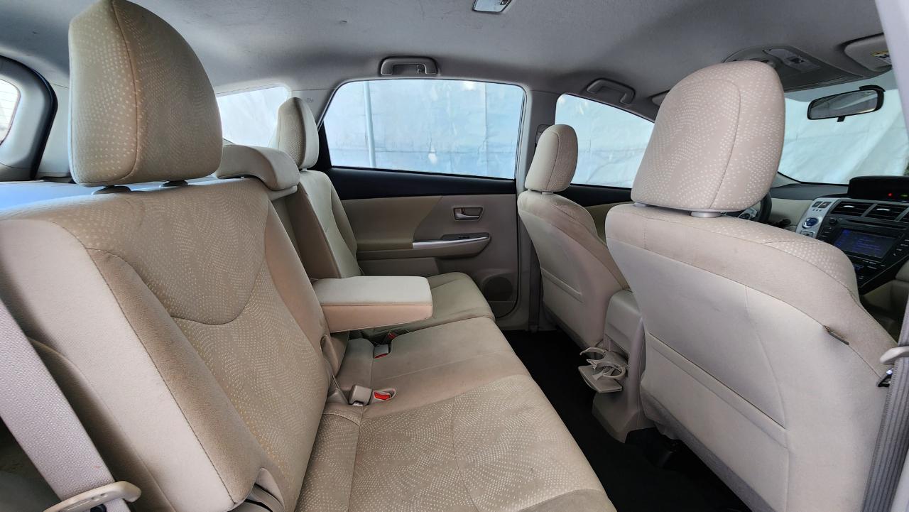 Toyota Prius V Three 2013