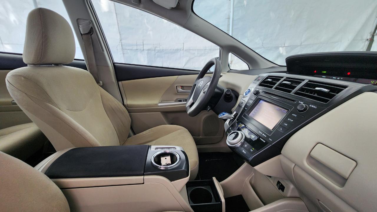 Toyota Prius V Three 2013