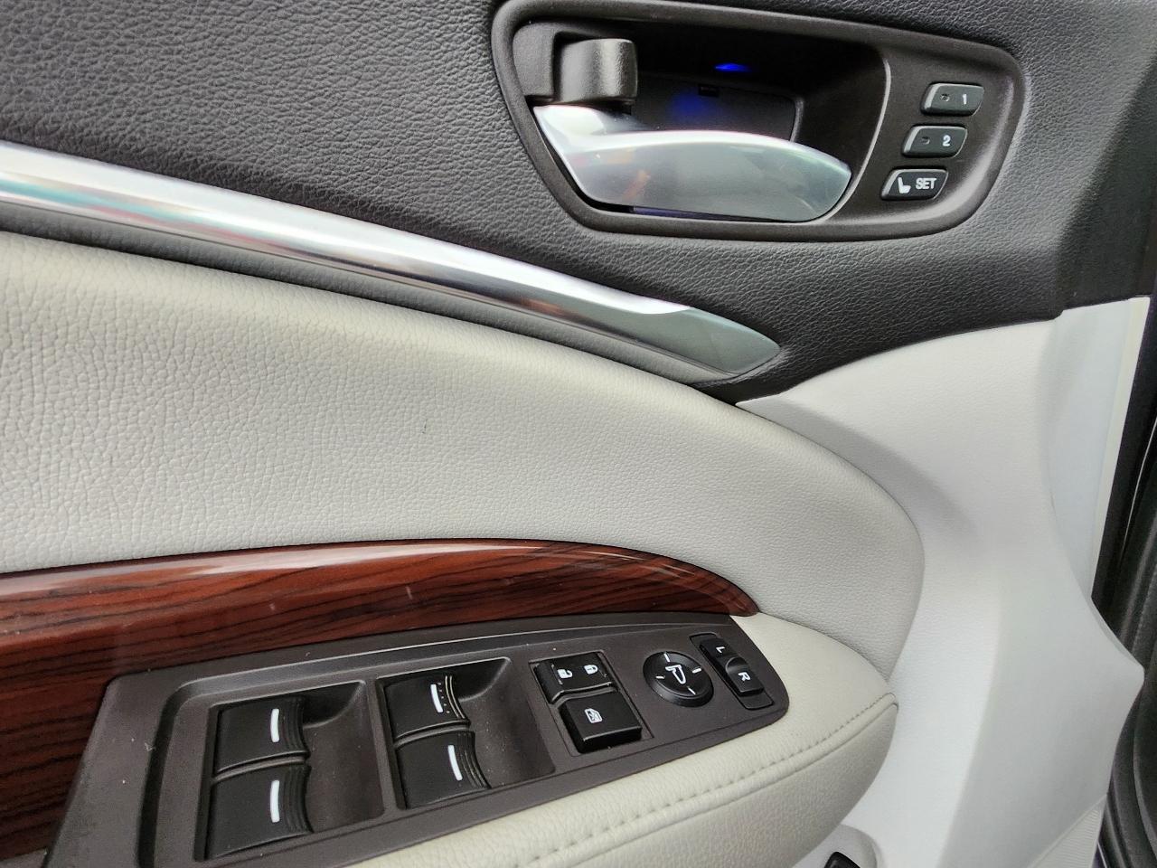 Acura MDX SH-AWD 4dr Tech Pkg 2014