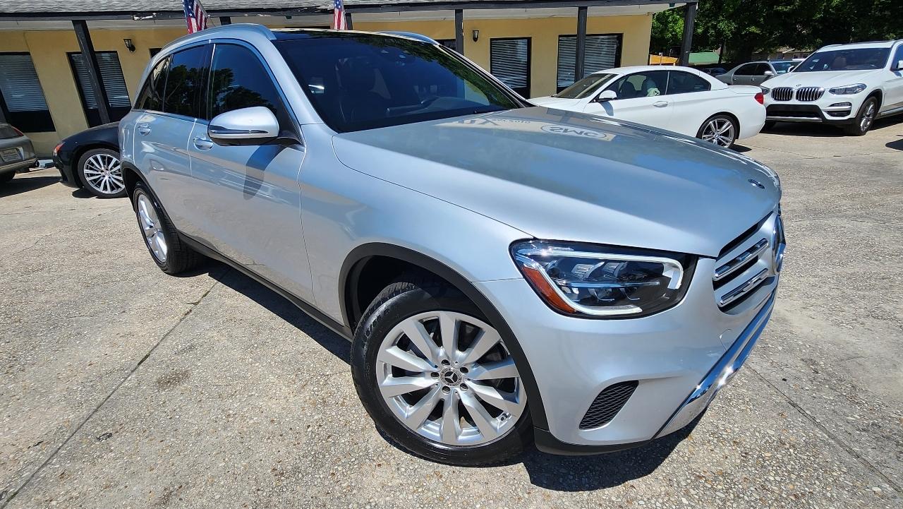 Mercedes-Benz GLC  2020