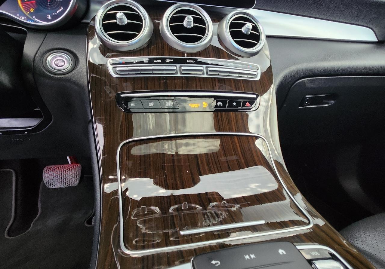 Mercedes-Benz GLC  2020