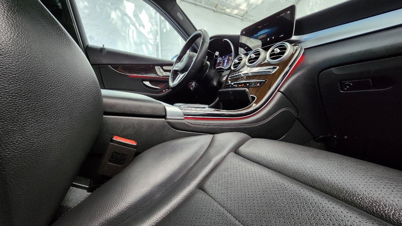 Mercedes-Benz GLC  2020