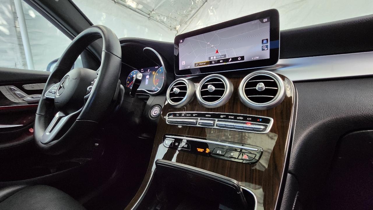 Mercedes-Benz GLC  2020