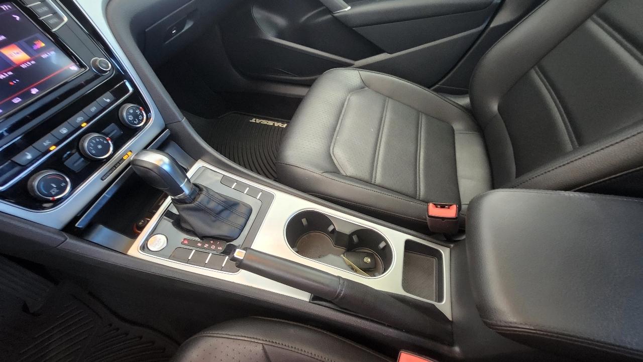 Volkswagen Passat 2.0T Wolfsburg Edition 2019