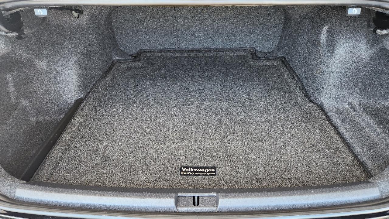 Volkswagen Passat 2.0T Wolfsburg Edition 2019