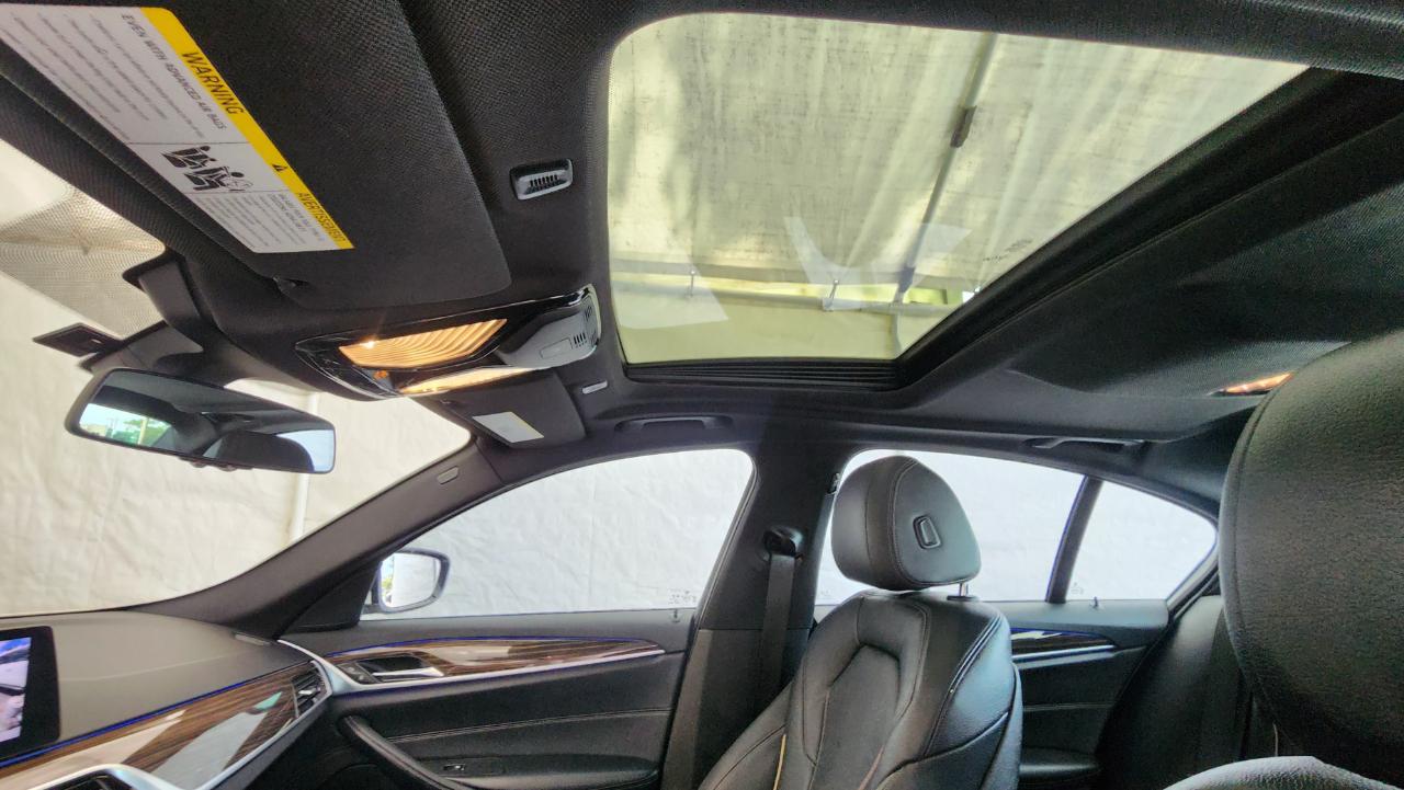 BMW 5 Series  2017