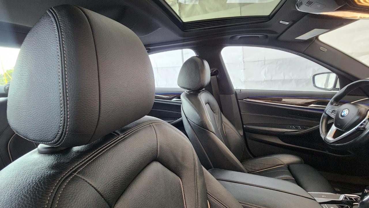 BMW 5 Series  2017