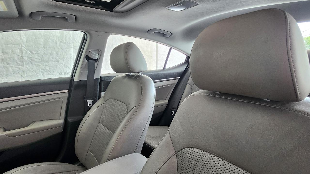 Hyundai Elantra  2017