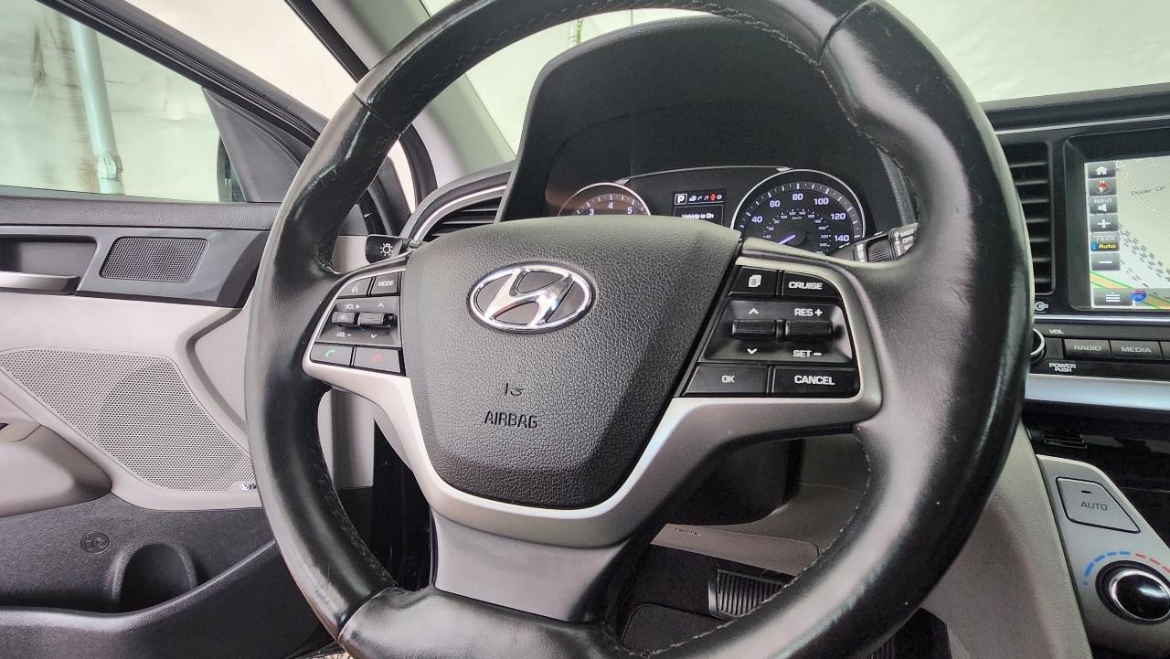 Hyundai Elantra  2017
