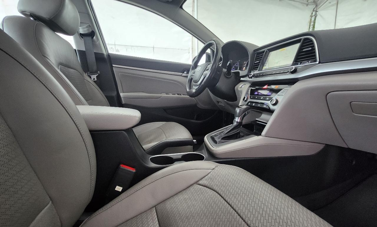 Hyundai Elantra  2017