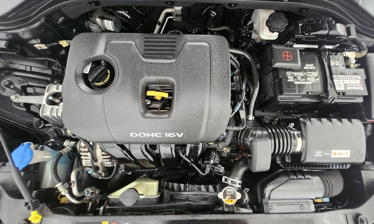 Hyundai Elantra  2017