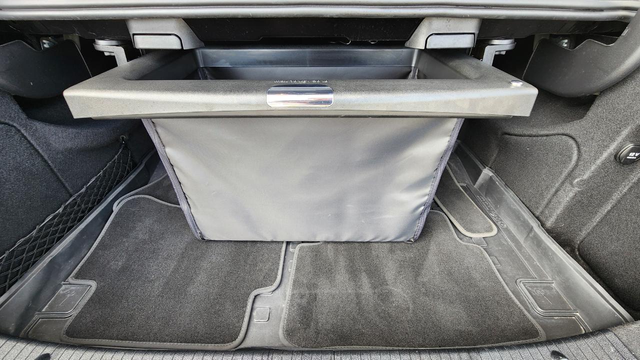 Mercedes-Benz E-Class  2016