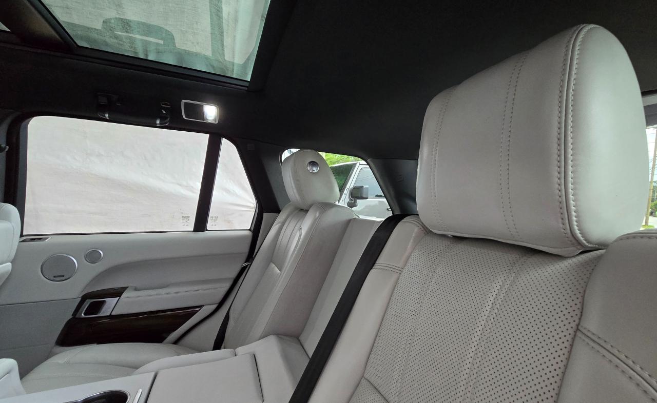 Land Rover Range Rover HSE 2016