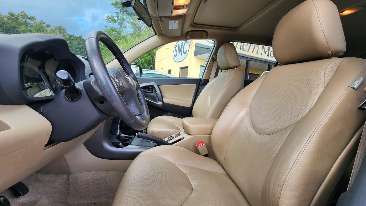 Toyota RAV4 Limited 2010