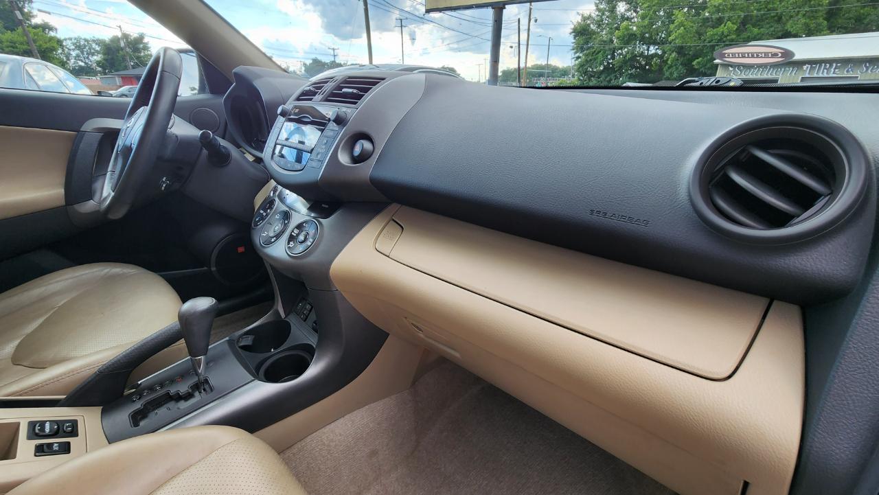 Toyota RAV4 Limited 2010