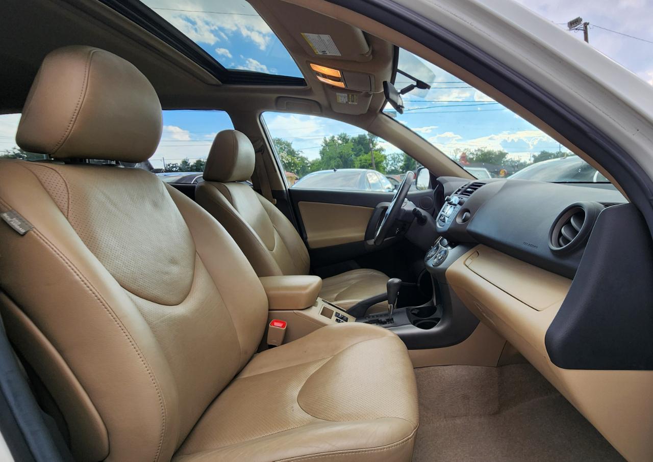 Toyota RAV4 Limited 2010