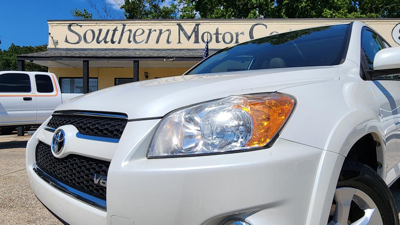 Toyota RAV4 Limited 2010