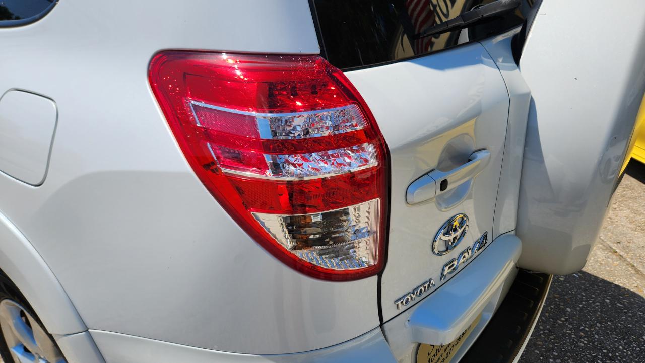 Toyota RAV4 Limited 2010