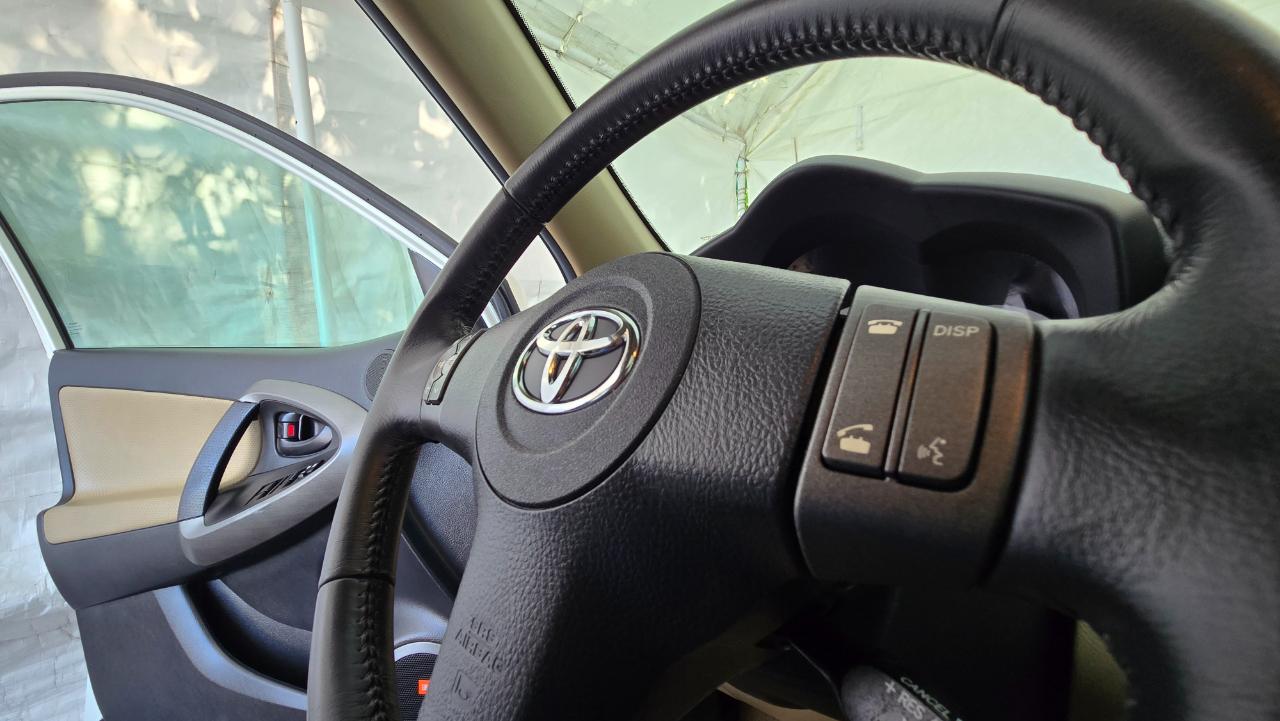 Toyota RAV4 Limited 2010