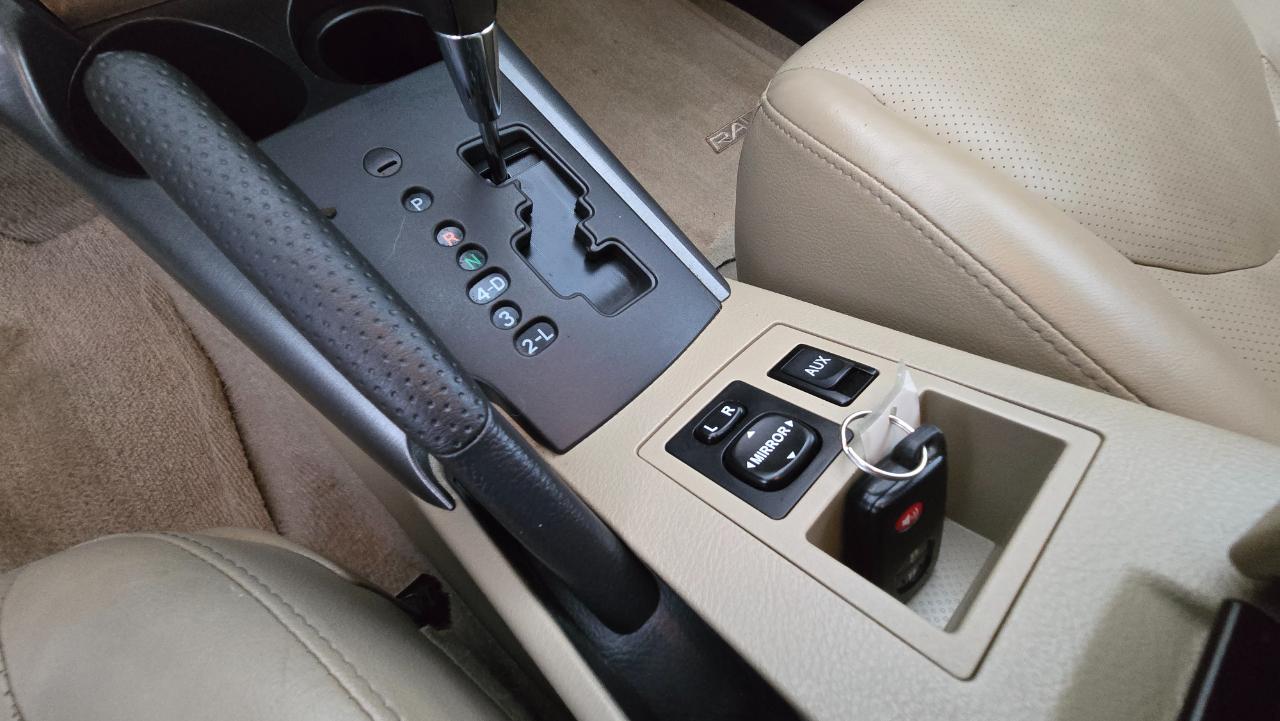 Toyota RAV4 Limited 2010