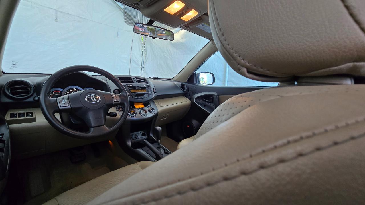 Toyota RAV4 Limited 2010