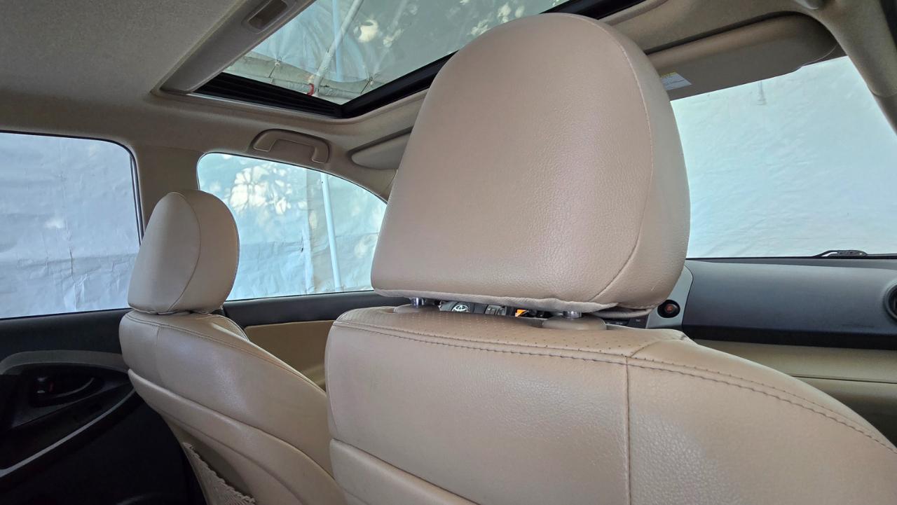Toyota RAV4 Limited 2010