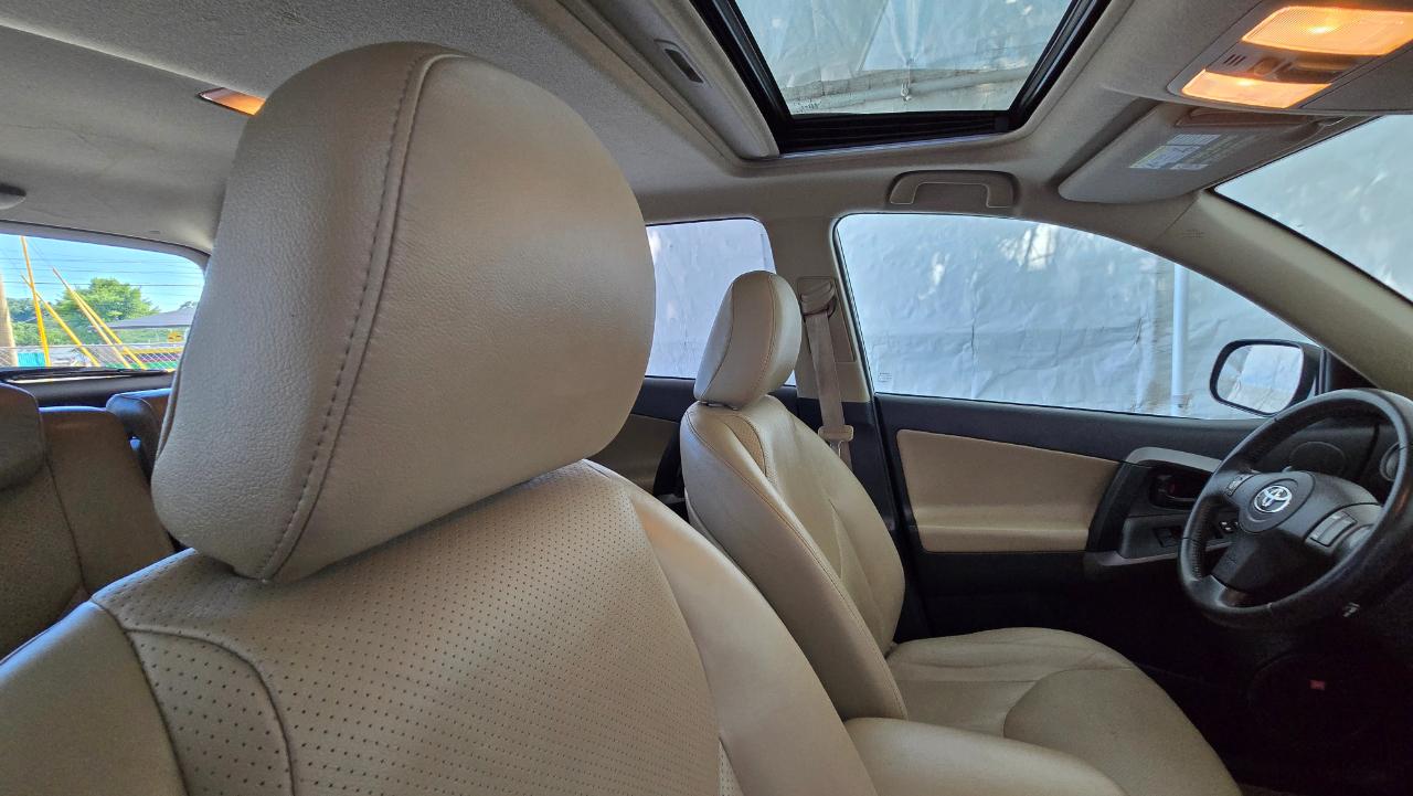 Toyota RAV4 Limited 2010