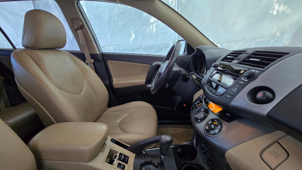 Toyota RAV4 Limited 2010