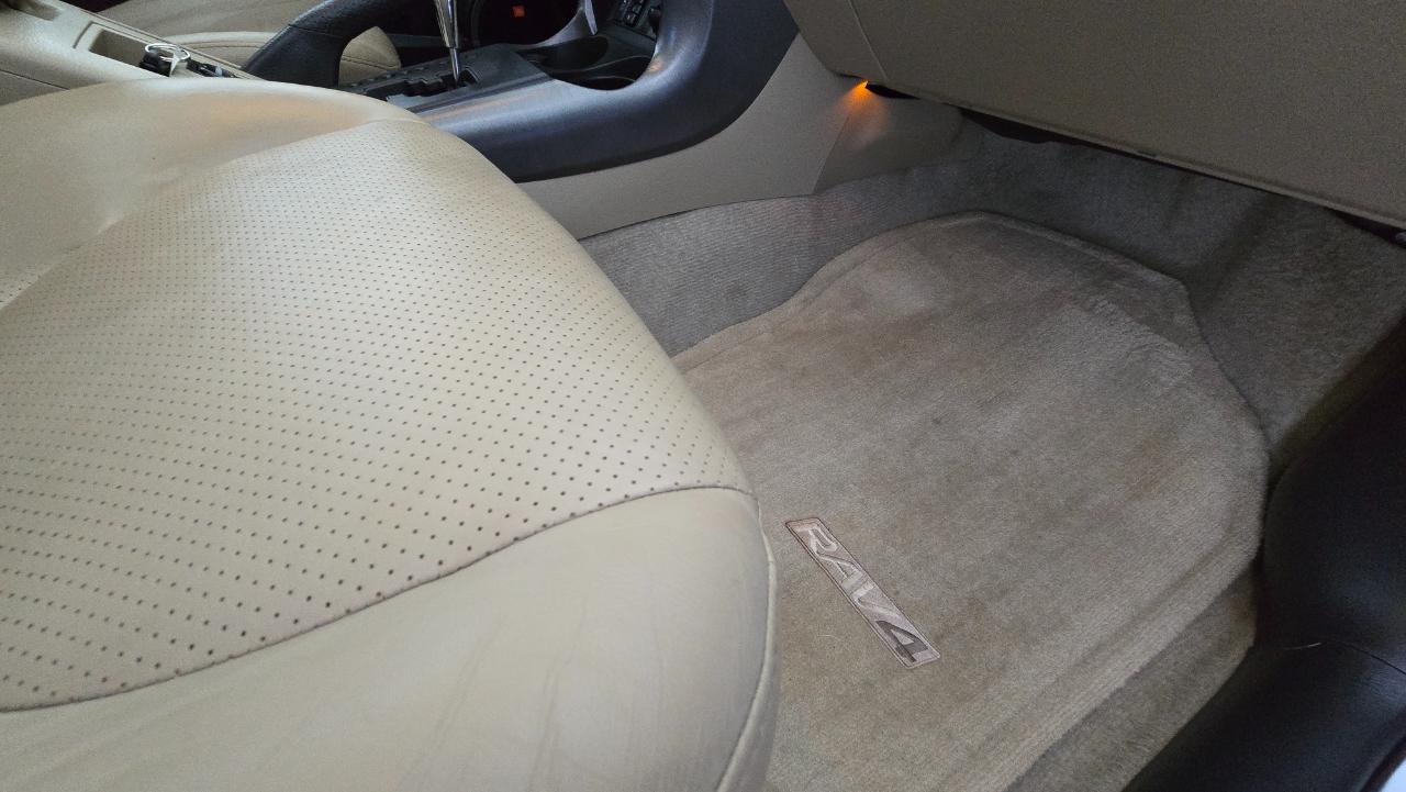 Toyota RAV4 Limited 2010