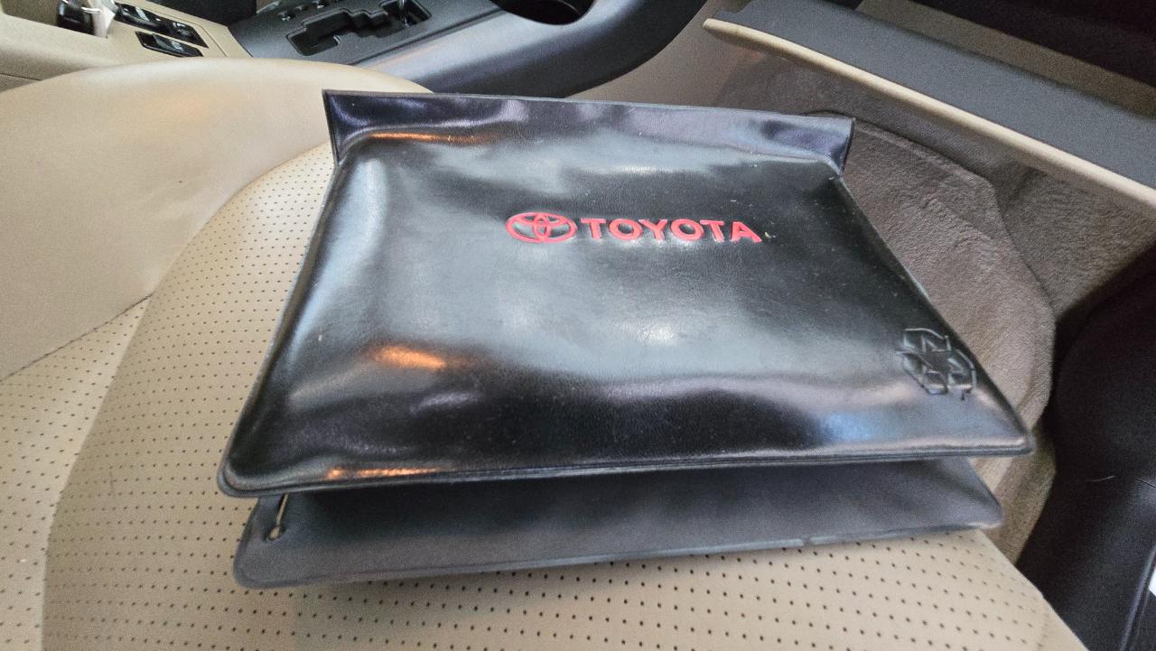 Toyota RAV4 Limited 2010