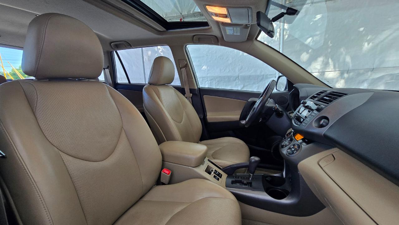 Toyota RAV4 Limited 2010