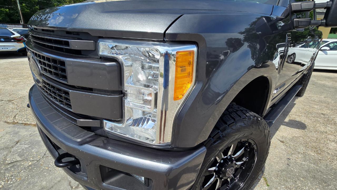 Ford F250 S/D Lariat Crew Cab 4WD 2017