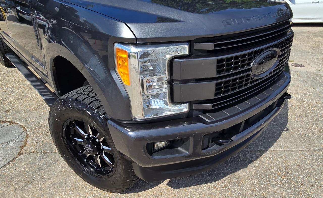 Ford F250 S/D Lariat Crew Cab 4WD 2017