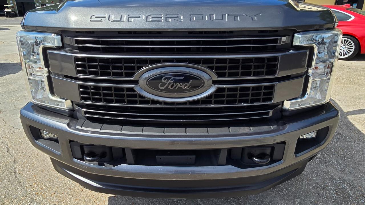 Ford F250 S/D Lariat Crew Cab 4WD 2017