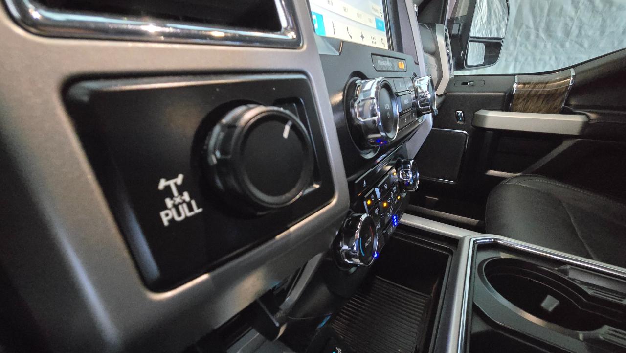 Ford F250 S/D Lariat Crew Cab 4WD 2017