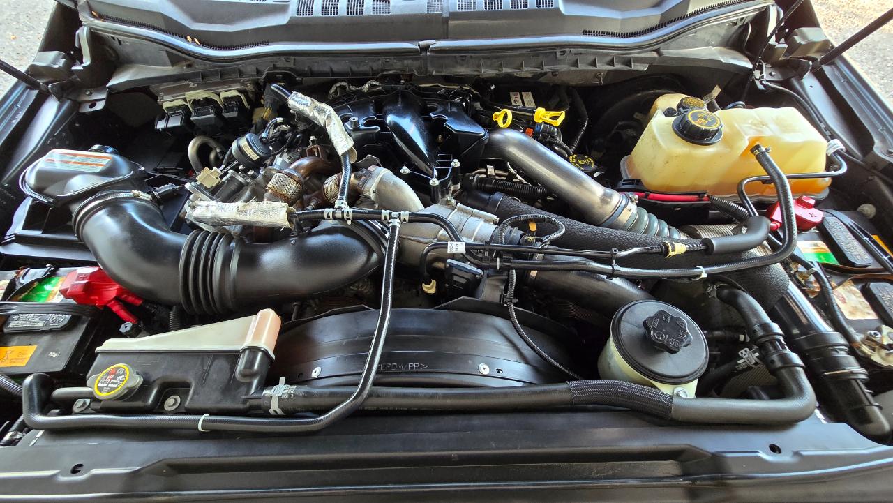 Ford F250 S/D Lariat Crew Cab 4WD 2017