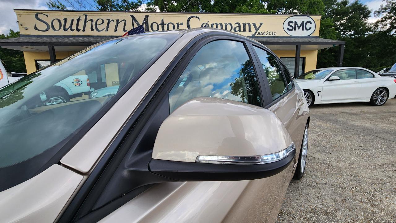 BMW 3 Series 328i 2015