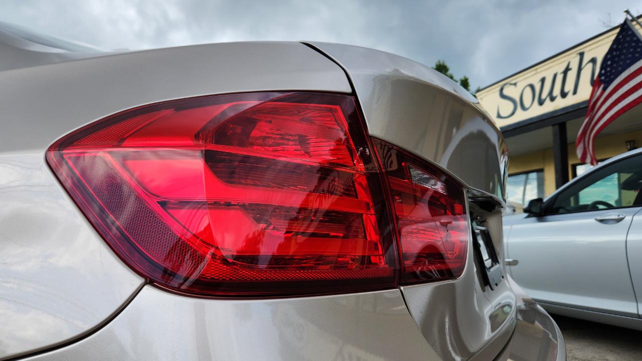 BMW 3 Series 328i 2015