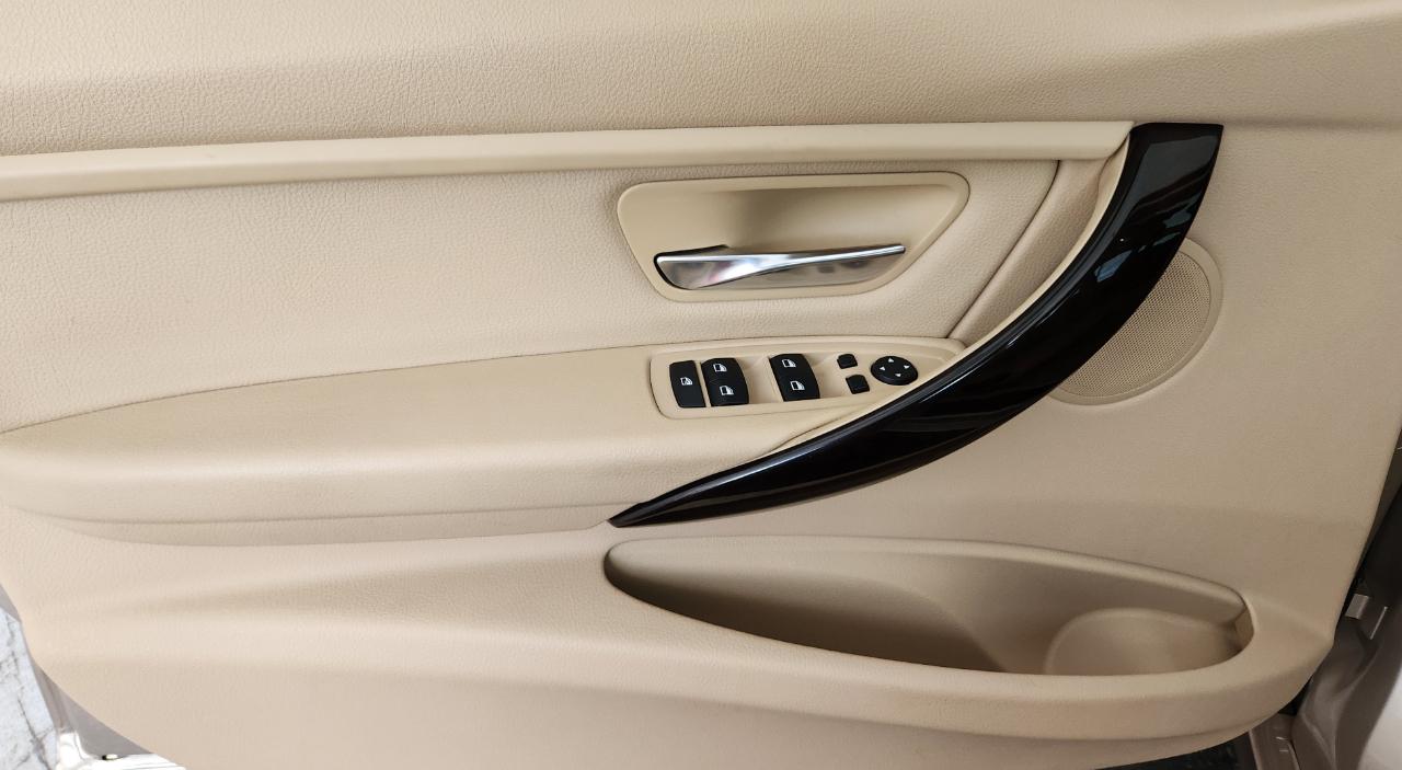BMW 3 Series 328i 2015