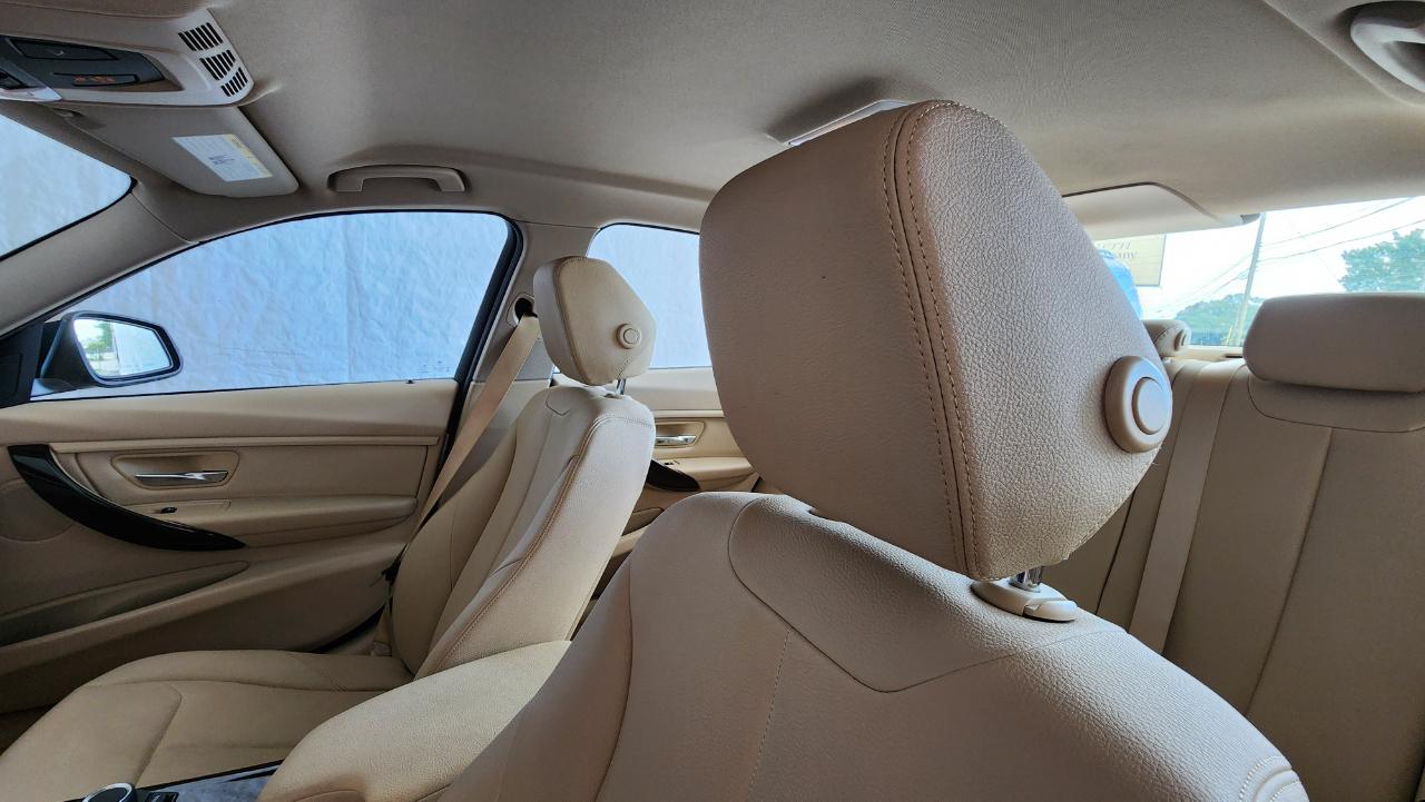 BMW 3 Series 328i 2015