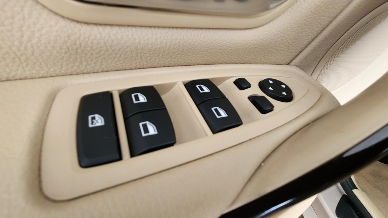 BMW 3 Series 328i 2015