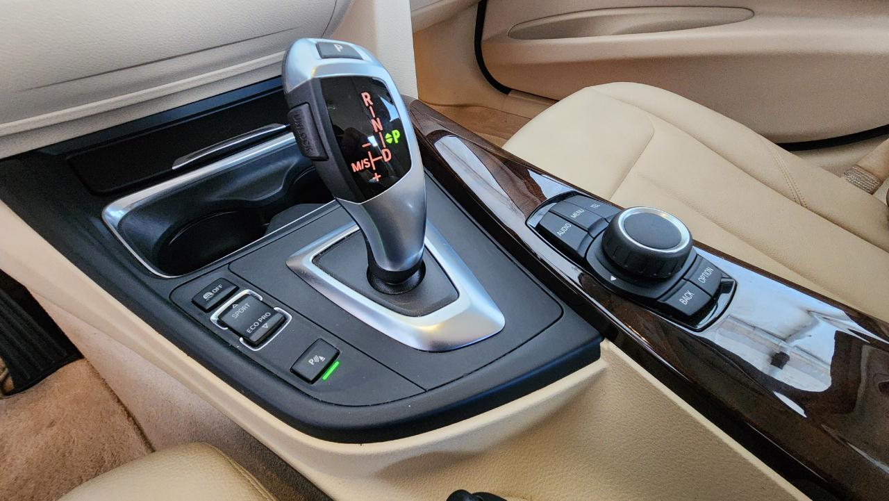 BMW 3 Series 328i 2015