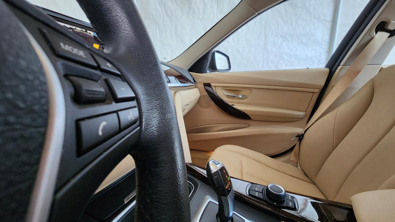 BMW 3 Series 328i 2015