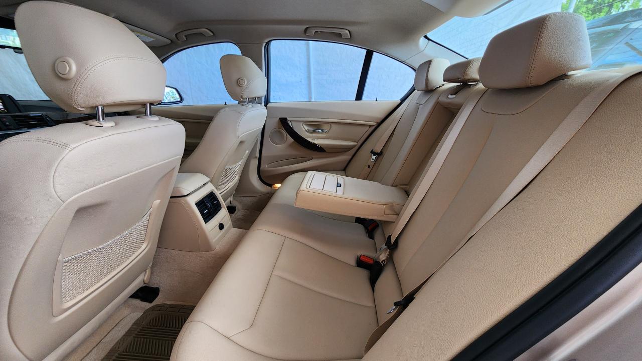 BMW 3 Series 328i 2015