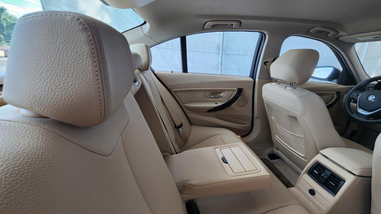 BMW 3 Series 328i 2015
